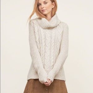 Chunky Cable Knit Turtleneck Sweater